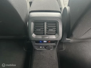 Volkswagen Tiguan Volkswagen Tiguan 1.5 TSI Life 2022 Trekhaak 20 inch N.A.P - afbeelding nr 15