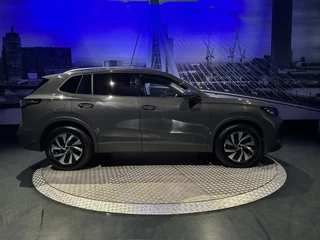 Volkswagen Tiguan Volkswagen TIGUAN 1.5 eTSI Life Edition *WinterPack*LEDPlus*Keyless*PrivGlass* - afbeelding nr 2