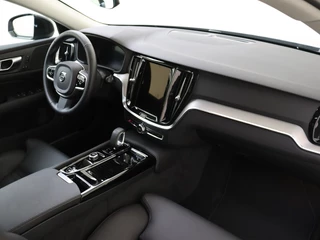 Volvo V60 Volvo V60 T6 AWD Plus Dark | Trekhaak | Panoramadak | Dodehoekdetectie | - afbeelding nr 12