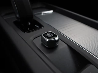 Volvo V60 Volvo V60 B3 AUT(7) ESSENTIAL EDITION LEDER GOOGLE MAPS STOELVERWARMING AC - afbeelding nr 19