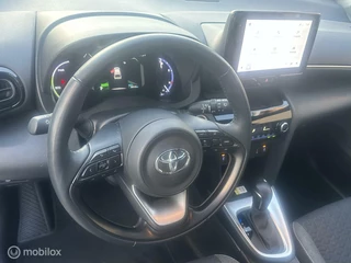 Toyota Yaris Cross Toyota Yaris Cross 1.5 Hybrid Explore ACHTERUITRIJ CAMERA CARPLAY NAVIGATIE STUUR/STOELVERWARMING KEURIGE AUTO!! - afbeelding nr 15
