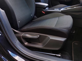 Škoda Octavia 1.4 TSI iV PHEV Business Edition | Origineel NL | Navi | Apple Carplay+Android Auto | Clima | Cruise | Led Koplampen | Pdc V+A | Rijstrook+Licht+Regensensor | 18''lm - afbeelding nr 34