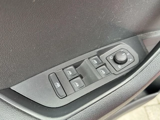 Škoda Karoq Skoda Karoq 1.5 TSI Sportline Automaat | Stoelverwarming | Apple CarPlay | LED verlichting | Trekhaak uitklapbaar | Adaptieve cruise control | Dode hoek detectie | Voorruitverwarming | Parkeersensoren voor en achter | Achteruitrijcamera - afbeelding nr 4