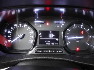 Opel Vivaro Opel Vivaro 2.0 CDTI L3H1 Dubbele Cabine Edition Navigatie Trekhaak Cruise control Airco - afbeelding nr 22