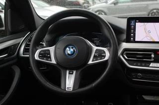 BMW iX3 BMW iX3 High Executive 80 kWh / Panoramadak / 360Camera / Head-up / 20'' / Leder / Harman Kardon / Sfeerverlichting / Dodehoek / DAB / Stoelverwarming / ACC - afbeelding nr 16