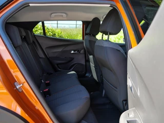 Peugeot 2008 Peugeot 2008 1.2 101PK PureTech Active | APPLE CARPLAY | CRUISE CONTROL | - afbeelding nr 19