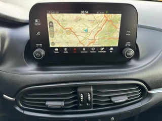 Fiat Tipo Fiat Tipo Stationwagon 1.4 T-Jet 16v 120pk Navigatie Camera Carplay 4 Seizoenen banden Cruise controle Airco - afbeelding nr 26