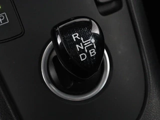 Toyota Auris Toyota Auris 1.8 Hybr. Aspiration | Camera | Cruise control |  Navigatie | Trekhaak | Climate control | DAB - afbeelding nr 18