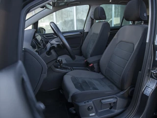Volkswagen Golf Sportsvan | LED | Pano | Trekhaak wegklapb. | Park Assist | Voorruitverwarming | Camera achter | Winterpakket | Navi | ACC | Alarm | Spiegelpakket - afbeelding nr 4
