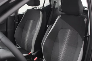 Hyundai i10 Hyundai i10 1.0 Automaat Comfort 5-zits | Navigatie | Apple Carplay/Android Auto | Cruise Control | DAB | Airco - afbeelding nr 11