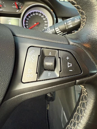 Opel Astra Opel Astra Sports Tourer 1.2 Edition - Camera - Navigatie - Cruise - afbeelding nr 13