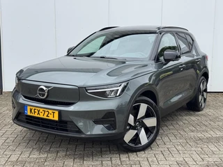 Volvo EX40 Extended Range Plus in de kleur Forest Lake