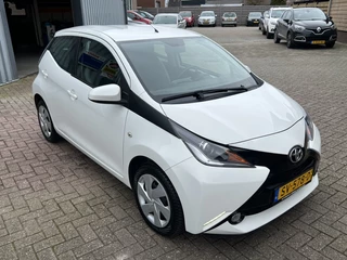 Toyota Aygo | NAVIGATIE | AIRCO | - afbeelding nr 11