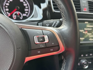 Volkswagen Golf Volkswagen Golf Variant 1.4 TSI R-line 150pk | Navigatiesysteem | Osram LED verlichting | Trekhaak uitklapbaar | Keyless entry | Stoelverwarming | Cruise control | R-stuur | Parkeersensoren voor en achter | Achteruitrijcamera - afbeelding nr 12