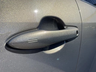 Toyota Yaris Cross Toyota Yaris Cross 1.5 Hybrid Dynamic | Navi | Keyless Entry & Start | Stoelverwarm - afbeelding nr 4