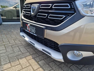 Dacia Lodgy Dacia Lodgy 1.3 TCE 130pk STEPWAY 7-PERS. Airco Navi bluetooth Cruise Camera erg mooi!! - afbeelding nr 9