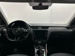 Škoda Octavia Skoda Octavia 1.0 TSI Greentech Sport Business LEDER STOF - afbeelding nr 2