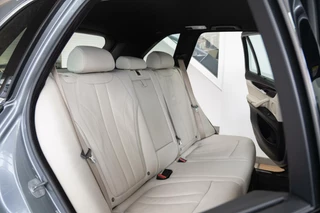 BMW X5 BMW X5 xDrive35i M-Sport High Executive|1ste Eig|Org NL|NAP|Soft-Close|Head Up|UNIEK|Dealer Onderhouden - afbeelding nr 38
