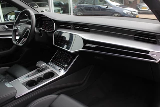 Audi A6 Audi A6 Avant 55 TFSI quattro Design Pro Line Plus / Trekhaak / Camera / Head-up / Achterasbesturing / Luchtvering / Softclose / B&O / Leder / Interieurvoorverwarming / Dodehoek / DAB / ACC / Stoelverwarming 4x - afbeelding nr 13