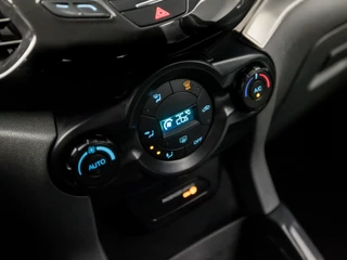 Ford EcoSport (CLIMATE, LM VELGEN, CRUISE, SPORTSTOELEN, TREKHAAK, BLUETOOTH, NIEUWE APK, NIEUWSTAAT) - afbeelding nr 10