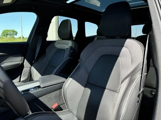 Volvo XC60 Volvo XC60 2.0 T8 Plug-in hybrid AWD Plus Black Edition | 360 Camera | Memorystoelen | Voorruitverwarming - afbeelding nr 16