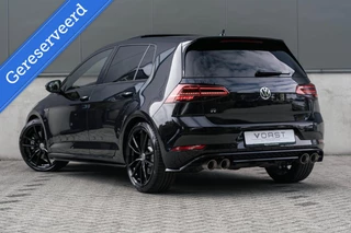 Volkswagen Golf Volkswagen Golf 2.0 TSI 4Motion R Performance Pano Akra DCC - afbeelding nr 4
