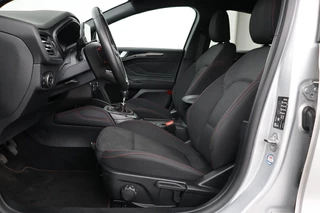 Ford Focus Ford Focus 1.0 EcoBoost ST Line X | Stoel & stuurverwarming |  Trekhaak | Adaptive cruise | Full LED | Carplay | Navigatie | Keyless - afbeelding nr 4
