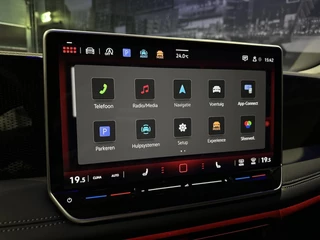 Volkswagen Tiguan Volkswagen Tiguan 1.5 eTSI Life Edition *WinterPack*LEDPlus*Keyless*PrivGlass* - afbeelding nr 21