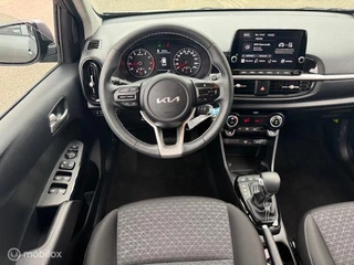 Kia Picanto Kia Picanto 1.0 67pk Automaat  Stoel en Stuur verwarming ,  Navigatie / Apple carplay  / Android auto , Achteruit camera , Bluetooth , Priveglas , Chrome handgrepen , Sport Velgen ,  9.500km !! - afbeelding nr 16