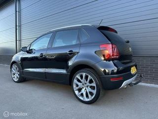 Volkswagen Polo Volkswagen Polo 1.2 TSI Cross TOPSTAAT! CLIMA*CRUISE*NAP!! - afbeelding nr 4