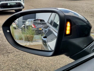 Volkswagen Golf Volkswagen Golf 1.0 eTSI Life Automaat |Nav|Ad.Cruise|Clim|Cam - afbeelding nr 32