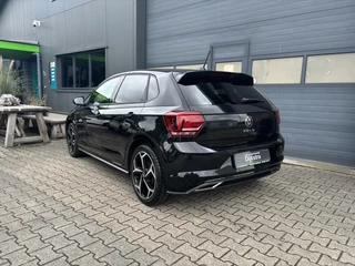 Volkswagen Polo Volkswagen Polo 1.0 TSI Highline Business (3x) R-Line AppleCarPlay/ AndroidAuto/ Adaptieve Cruise Control/ 'Sport Select' onderstel/ 17