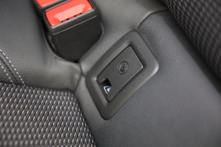 Audi Q2 Audi Q2 35 TFSI S Line Black Edition / Aut / Acc / Lane Assist / Dode Hoek / Digital Cockpit / Sonos / Pano / Led / Pdc / 19 Inch - afbeelding nr 31
