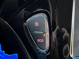 Opel Corsa Opel Corsa 1.4 Online Edition | Cruise Control | Apple CarPlay/Android Auto | Trekhaak | Licht/Regen Sensor | Parkeersensoren - afbeelding nr 33