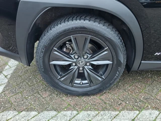 Lexus UX Trekhaak | Stuurverwarming | Keyless - afbeelding nr 35