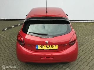 Peugeot 208 Peugeot 208 - 1.2 PureTech Blue Lion * Navigatie + parkeeersensoren - afbeelding nr 16