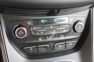 Ford C-MAX Ford C-Max 1.0 Titanium | Trekhaak | Navigatie | Climate control - afbeelding nr 22