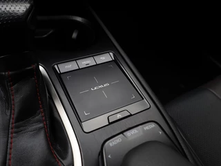 Lexus UX Lexus UX 250h F Sport Premium | Leder | Premium Audio | Stoelverwarming - afbeelding nr 30