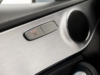 Mercedes-Benz C-Klasse 279Pk Automaat (GROOT NAVI, LUCHTVERING, CAMERA, LEDER, STOELVERWARMING, GETINT GLAS, ELEK SPORTSTOELEN, ELEK ACHTERKLEP, ZWART HEMEL, NIEUWE APK, NIEUWSTAAT) - afbeelding nr 27