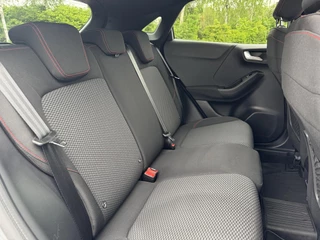 Ford Puma Ford Puma 1.0 EcoBoost Hybrid ST-Line | Adaptive cruise control | Winter Pack | Automatische airco | Camera | Privacy glass - afbeelding nr 10