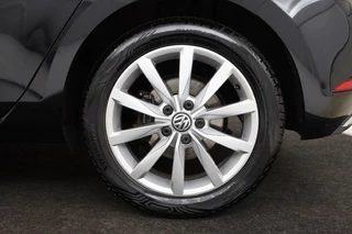 Volkswagen Golf Volkswagen Golf 1.4 TSI Highline | Stoelverwarming | Camera | Full LED | Adaptive cruise | Carplay | Climate control | Parkeerhulp | Bluetooth - afbeelding nr 61