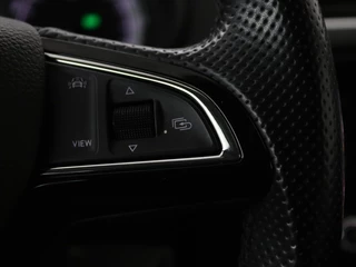 Škoda Octavia Skoda Octavia 1.5 TSI Business Edition | Stoelverwarming |  Trekhaak | Carplay | Half leder | Navigatie | Climate control | Parkeerhulp | Cruise control - afbeelding nr 17