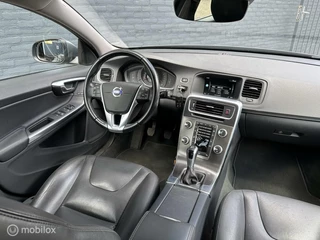 Volvo V60 Volvo V60 2.0 T3 Momentum - Volvo dealer onderh. - afbeelding nr 5
