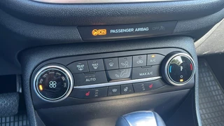 Ford Fiesta Ford Fiesta 1.0 EcoBoost Hybrid Titanium | Winter Pack | Navigatie | Camera - afbeelding nr 23