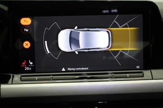 Volkswagen Golf Volkswagen Golf 2.0 TDI Life Business Automaat - Carplay, Digitaal Cockpit - afbeelding nr 17