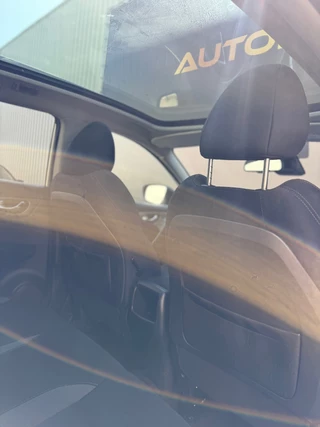 Nissan QASHQAI Nissan Qashqai 1.2 N-Connecta Automaat Pano - afbeelding nr 31