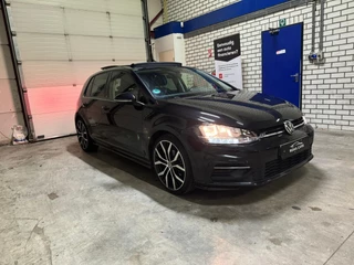 Volkswagen Golf Volkswagen GOLF 1.5 TSI R Line Highline automaat pano - afbeelding nr 3