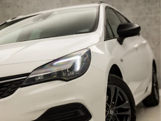 Opel Astra Opel Astra Sports Tourer 1.2 Sport (APPLE CARPLAY, NAVIGATIE, CLIMATE, CAMERA, ADAPTIVE CRUISE, SPORTSTOELEN, GETINT GLAS, LEDER, TREKHAAK, NIEUWSTAAT) - afbeelding nr 36