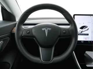Tesla Model 3 (INCL-BTW) Aut. *PANO | AUTO-PILOT | NAPPA-LEATHER | KEYLESS | FULL-LED | MEMORY-PACK | SURROUND-VIEW | DAB | CARPLAY | DIGI-COCKPIT | LANE-ASSIST | COMFORT-SEATS | 19