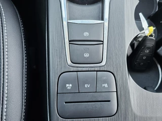 Ford Kuga Ford Kuga 2.5 PHEV Titanium X 225pk | Winterpack | Elek. Achterklep | B&O Play | Half Leder | Michelin Cross Climate | 1.500kg Trekgewicht - afbeelding nr 26